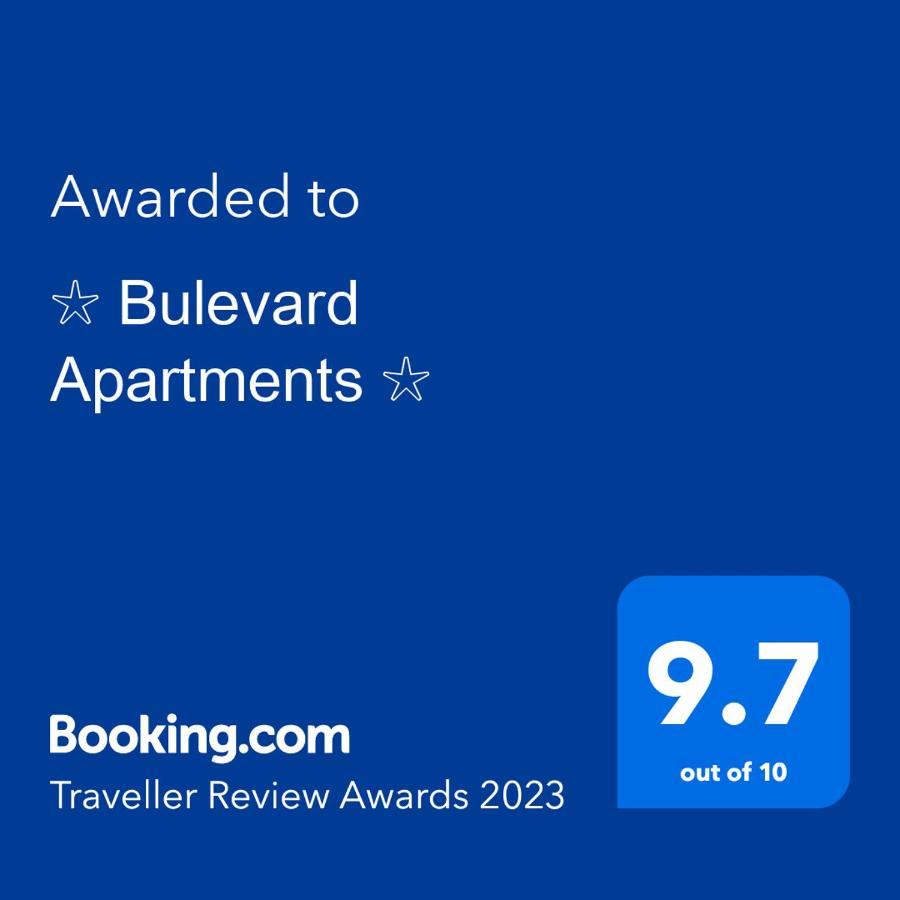 ☆ Bulevard Apartments ☆ Arad Buitenkant foto
